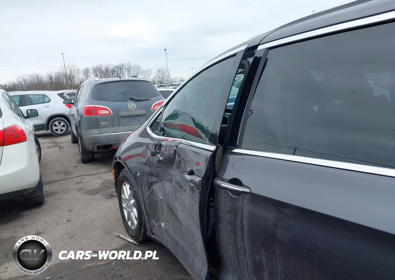 2021 Chrysler Pacifica Touring L VIN:2C4RC1BGXMR556780 - 6