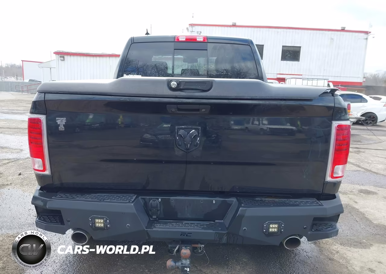 2016 Ram 1500 Laramie VIN:1C6RR7NT9GS260864 - 16