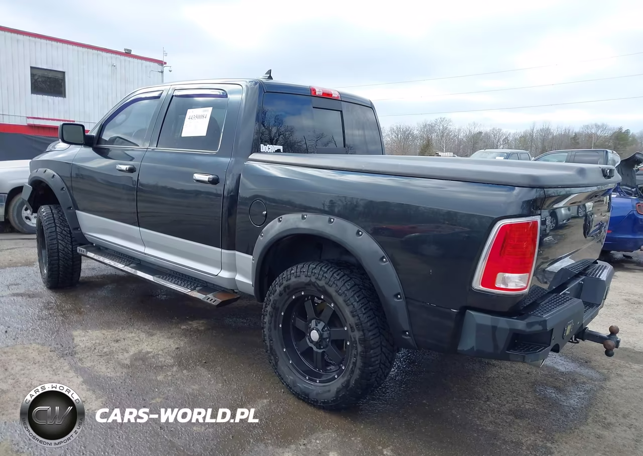 2016 Ram 1500 Laramie VIN:1C6RR7NT9GS260864 - 3