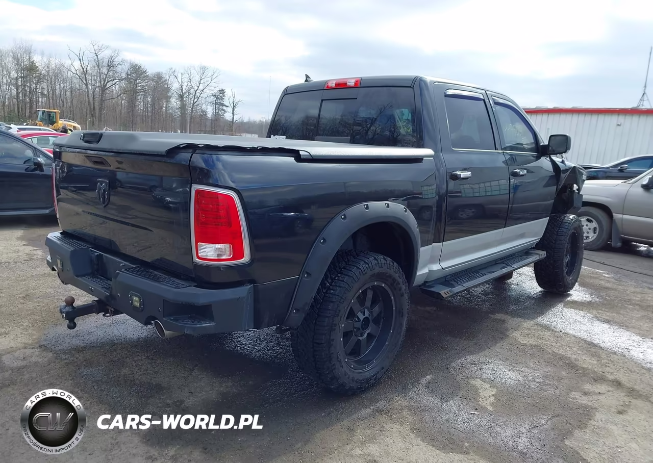 2016 Ram 1500 Laramie VIN:1C6RR7NT9GS260864 - 4