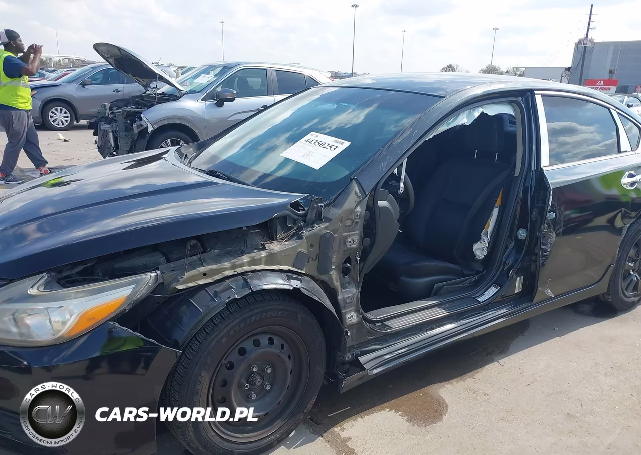 2016 Nissan Altima 2.5 S VIN:1N4AL3AP1GN364245 - 6