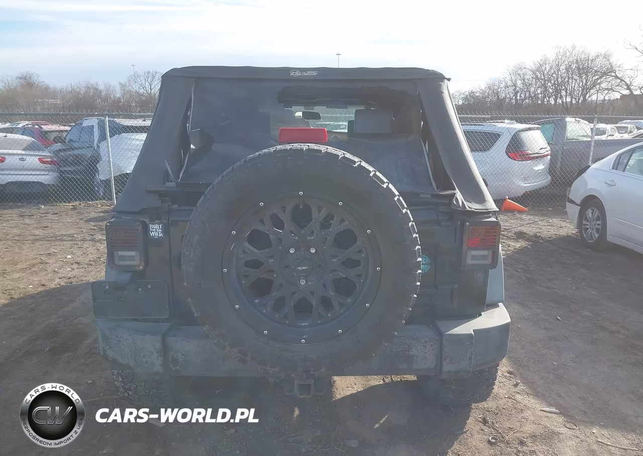 2009 Jeep Wrangler Unlimited X VIN:1J4GA39159L771536 - 16
