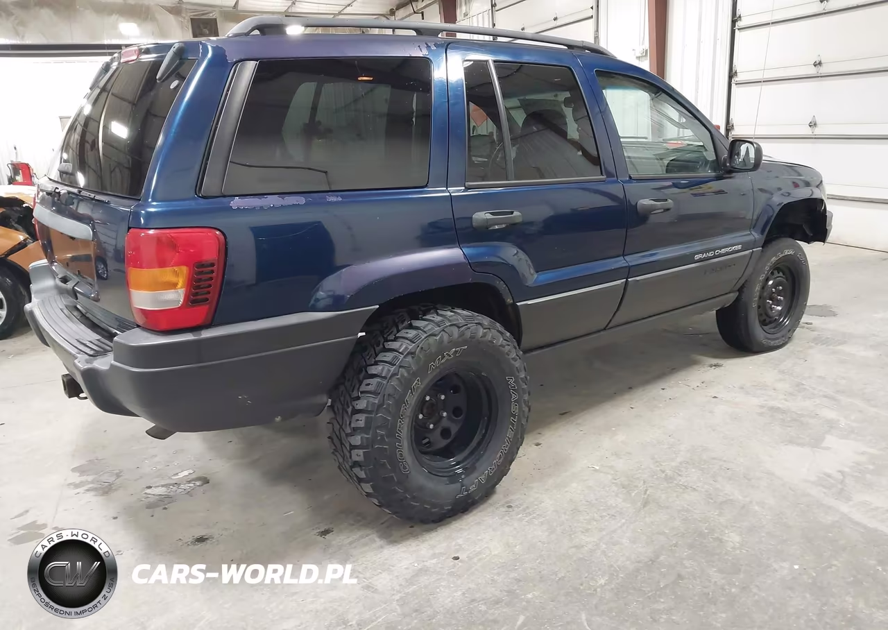 2003 Jeep Grand Cherokee Laredo VIN:1J4GW48S53C520489 - 4