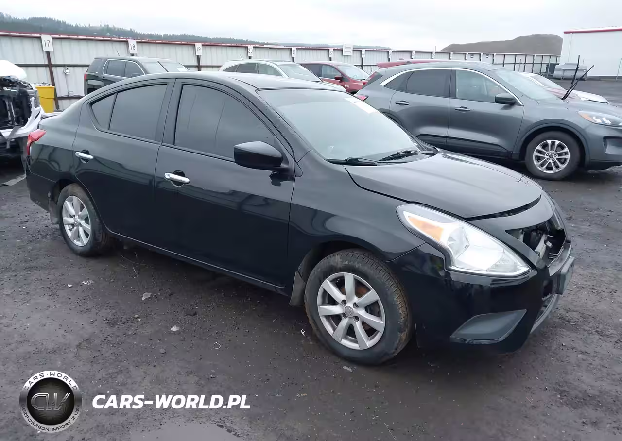 2015 Nissan Versa 1.6 Sv