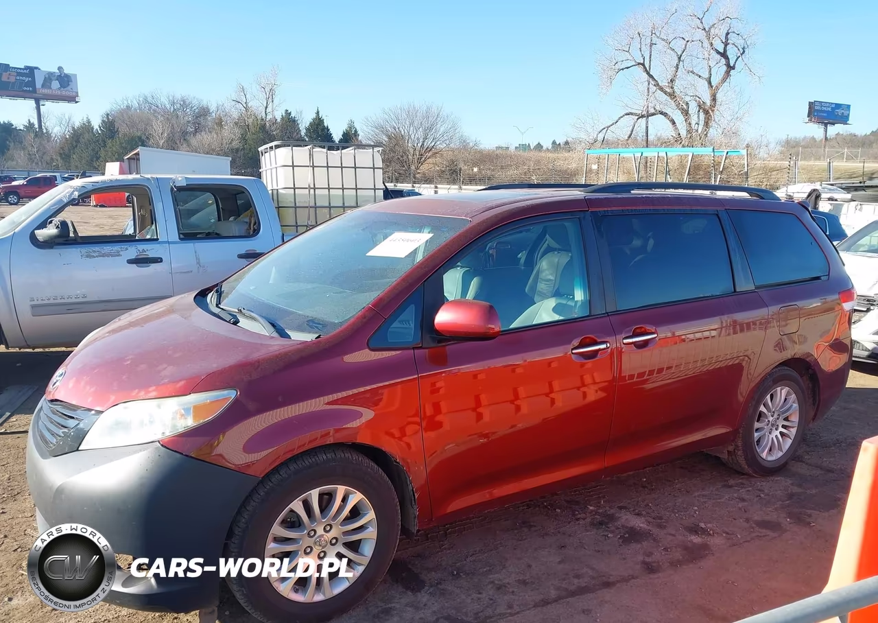 2011 Toyota Sienna Xle V6 VIN:5TDYK3DC1BS114608 - 14