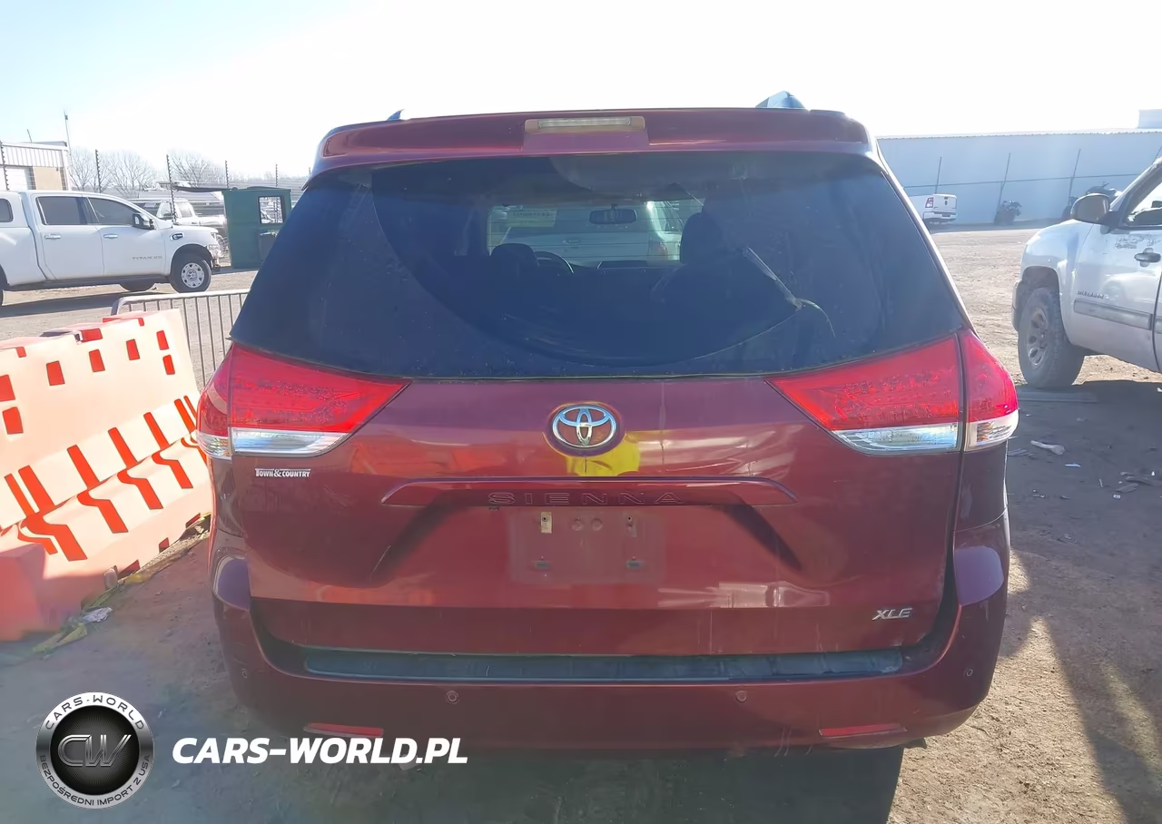 2011 Toyota Sienna Xle V6 VIN:5TDYK3DC1BS114608 - 16