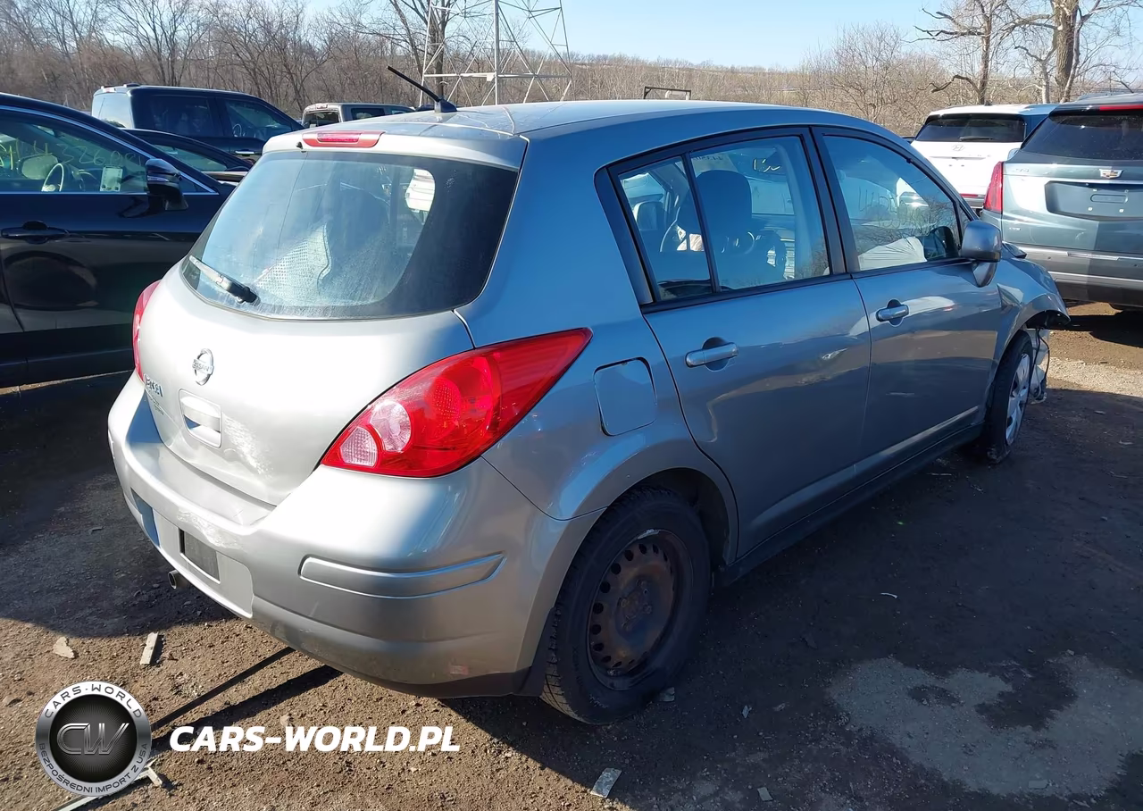 2011 Nissan Versa 1.8S VIN:3N1BC1CP4BL512576 - 4
