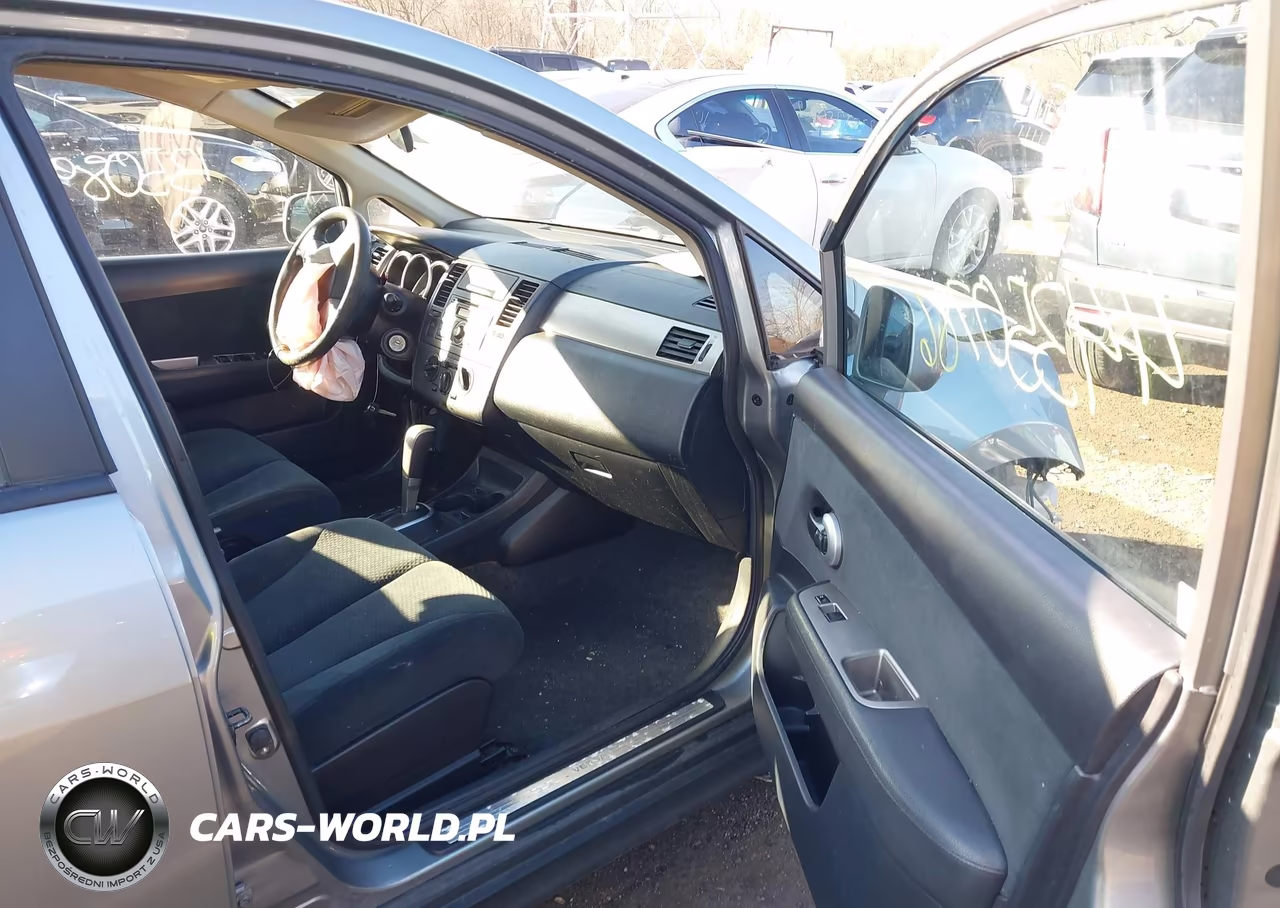 2011 Nissan Versa 1.8S VIN:3N1BC1CP4BL512576 - 5