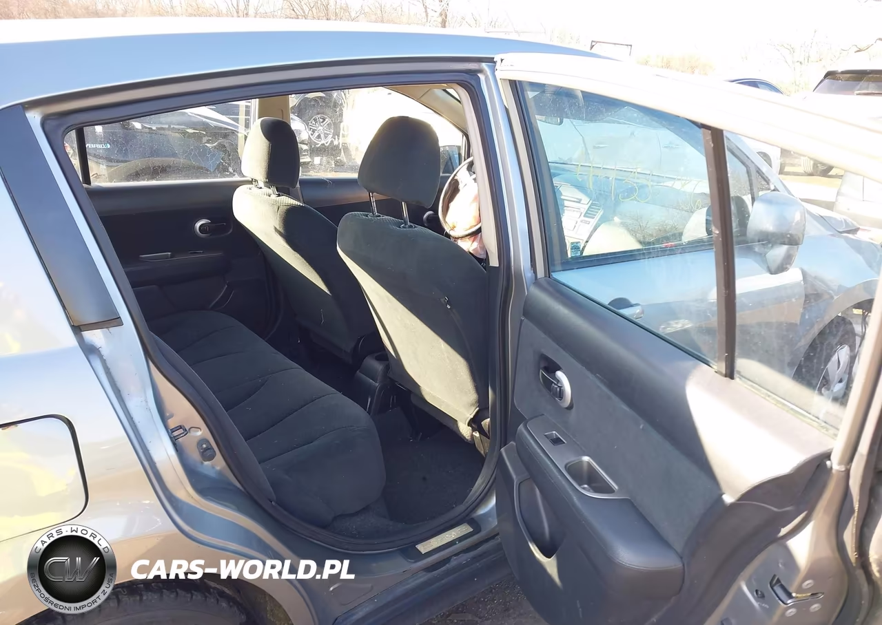 2011 Nissan Versa 1.8S VIN:3N1BC1CP4BL512576 - 8