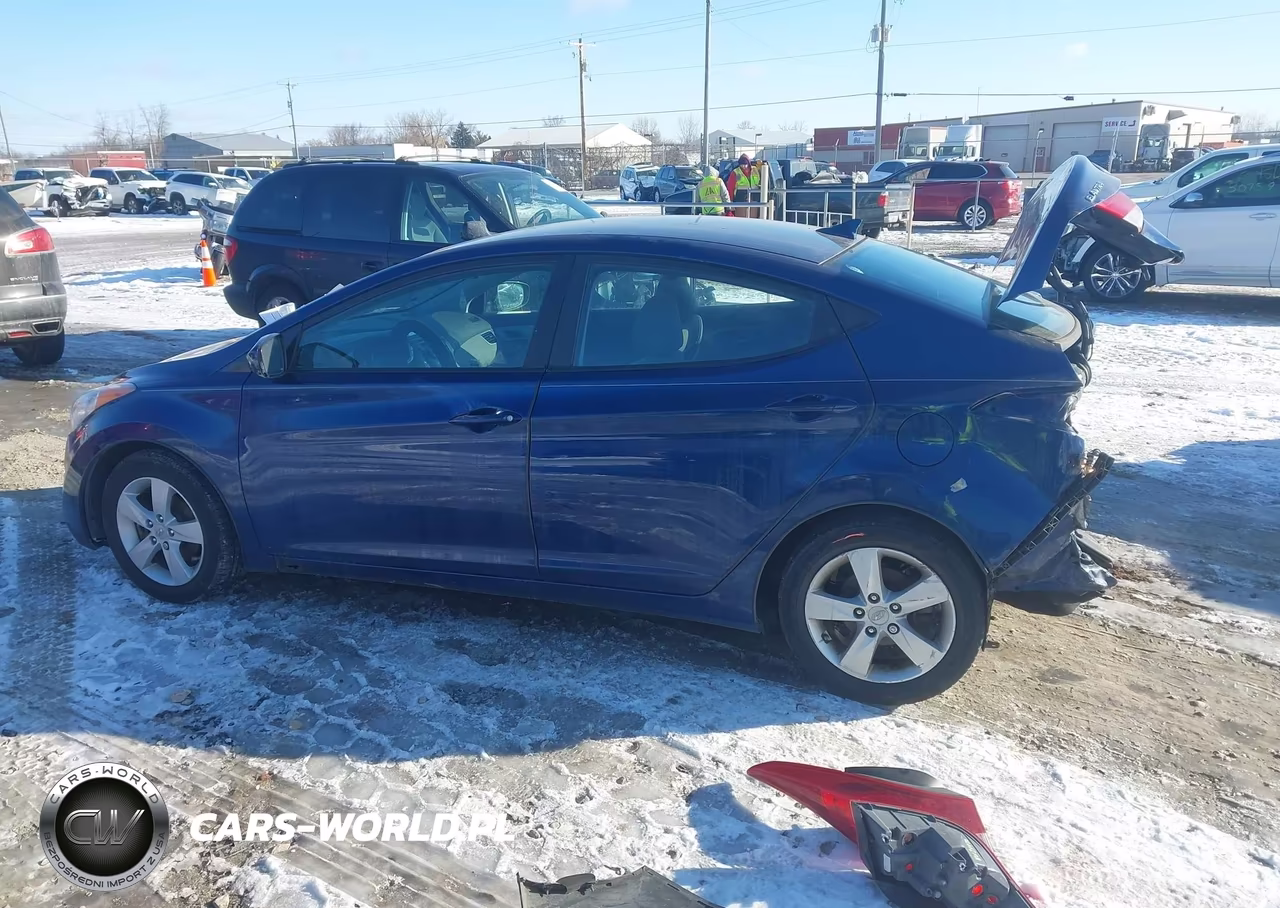 2013 Hyundai Elantra Gls-Limited VIN:KMHDH4AE4DU490495 - 15