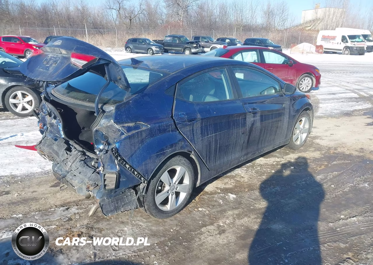 2013 Hyundai Elantra Gls-Limited VIN:KMHDH4AE4DU490495 - 4