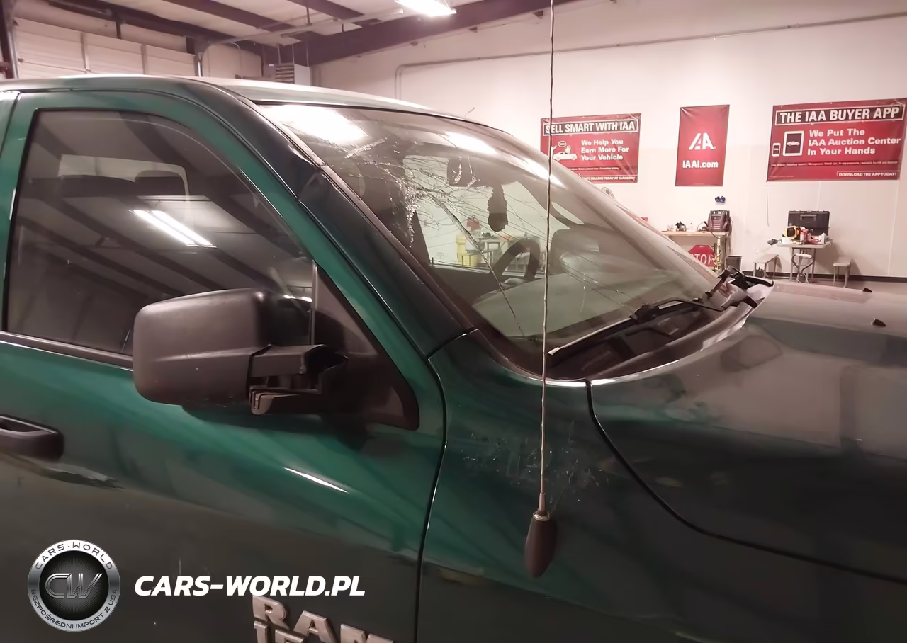 2021 Ram 1500 Classic Tradesman 4X4 5'7 Box VIN:3C6RR7KG6MG635197 - 12