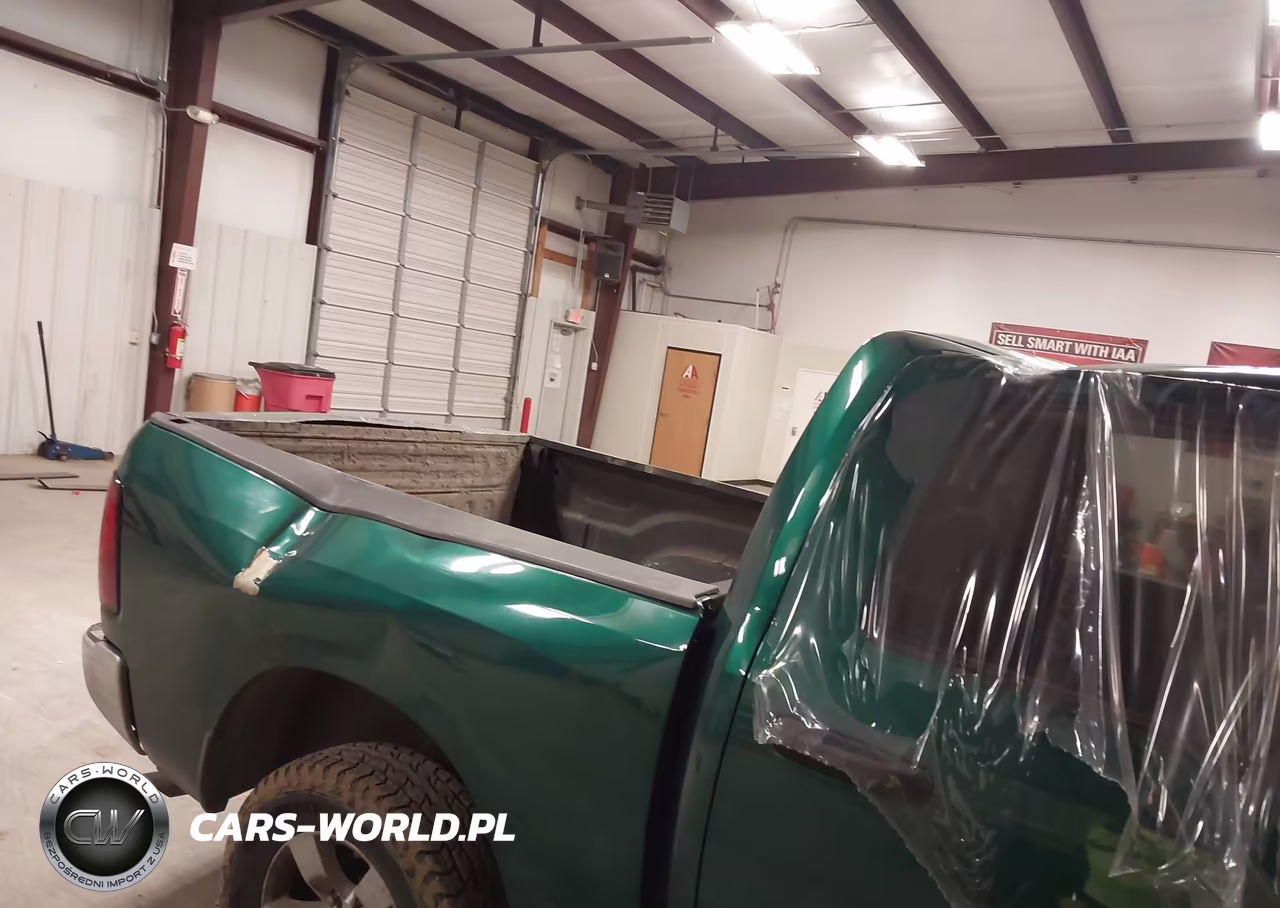 2021 Ram 1500 Classic Tradesman 4X4 5'7 Box VIN:3C6RR7KG6MG635197 - 6