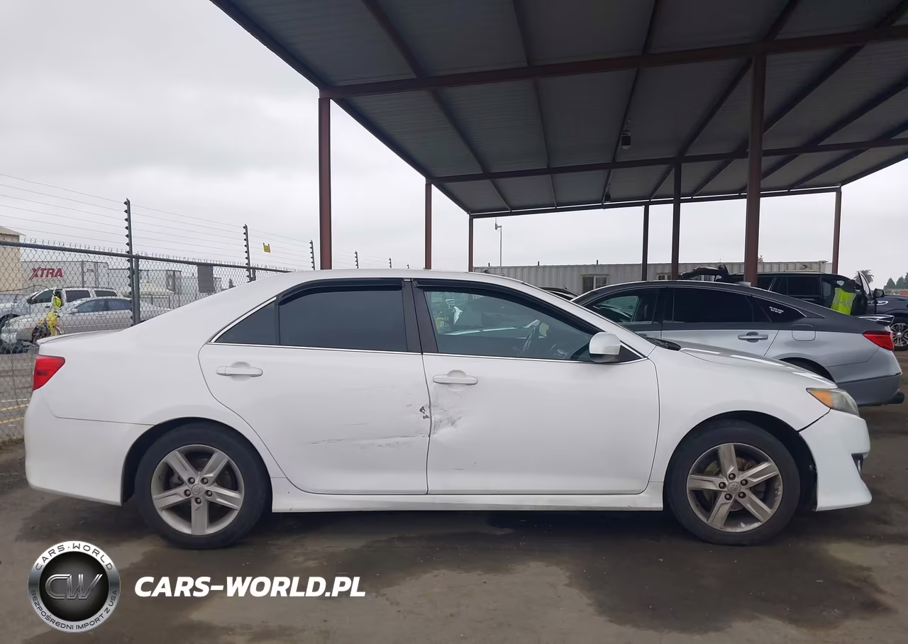 2013 Toyota Camry Se VIN:4T1BF1FK6DU264842 - 13