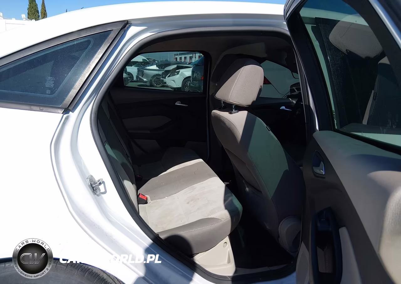 2014 Ford Focus Se VIN:1FADP3F20EL112624 - 8