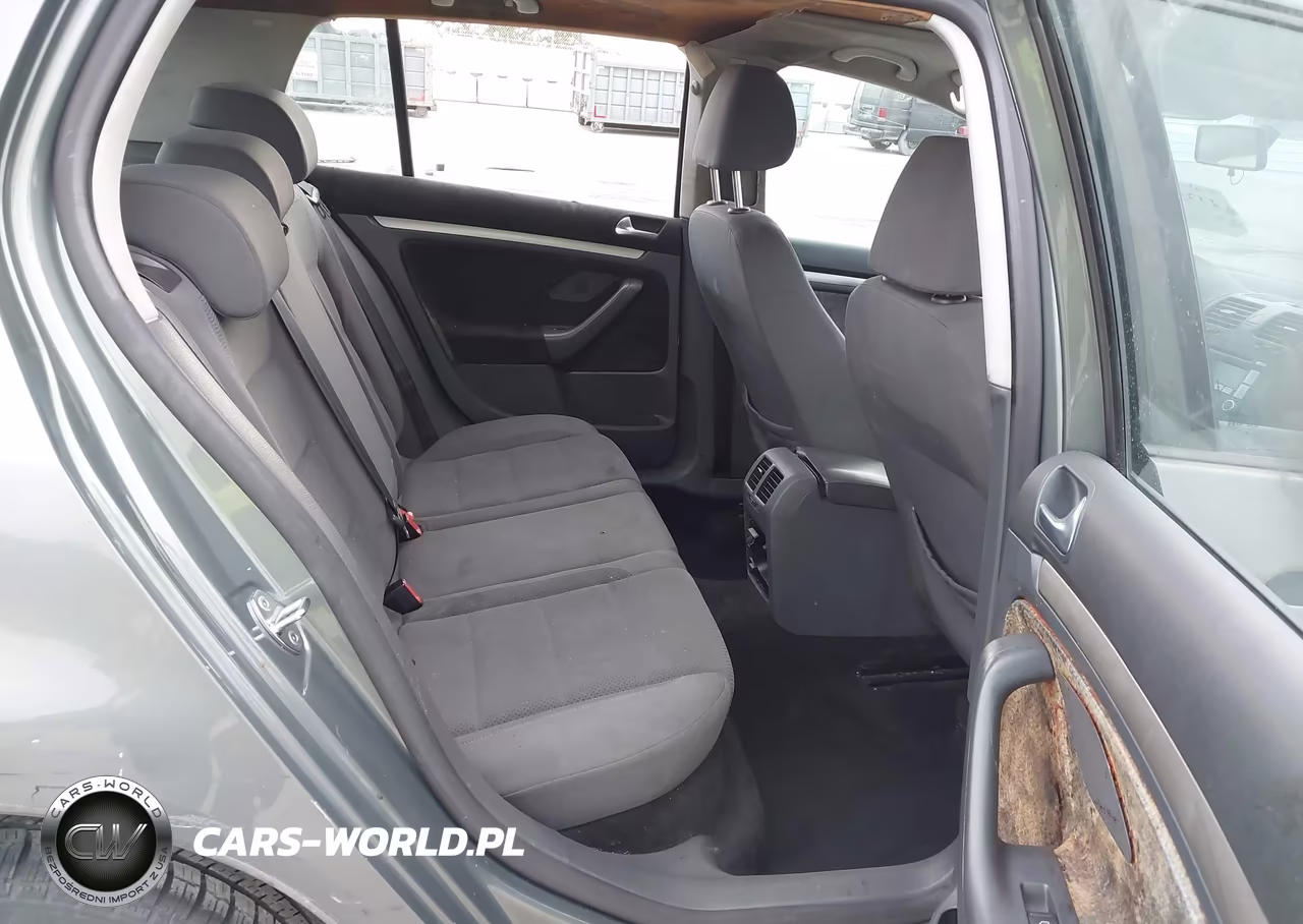 2008 Volkswagen Rabbit S VIN:WVWDA71K38W107673 - 8