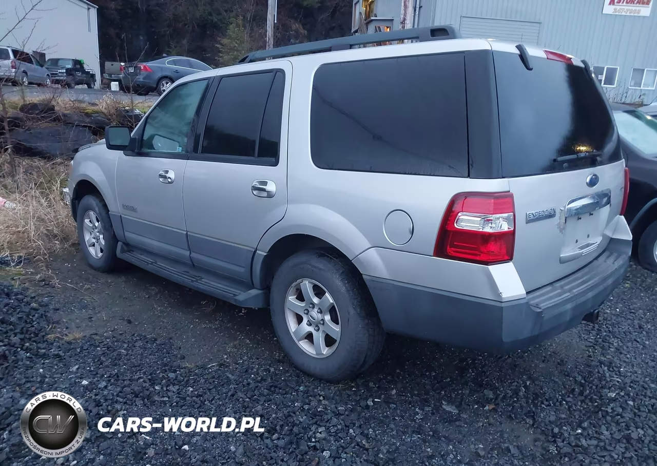 2007 Ford Expedition Xlt VIN:1FMFU16537LA47292 - 3