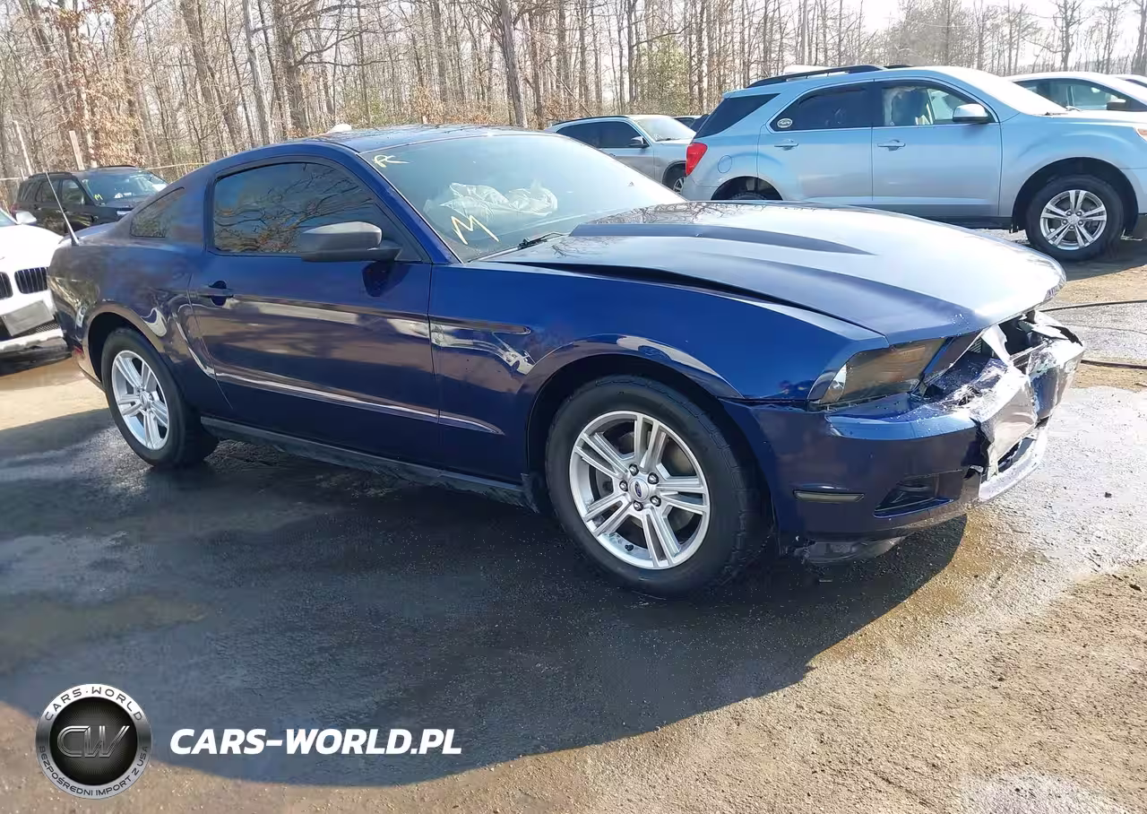 2012 Ford Mustang V6