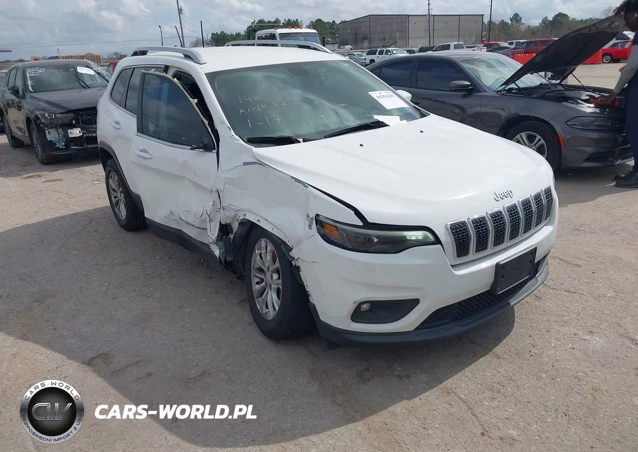 2019 Jeep Cherokee Latitude Fwd