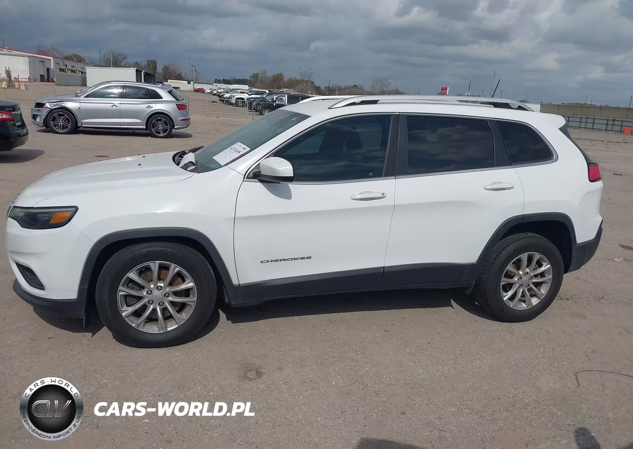 2019 Jeep Cherokee Latitude Fwd VIN:1C4PJLCB3KD221601 - 14