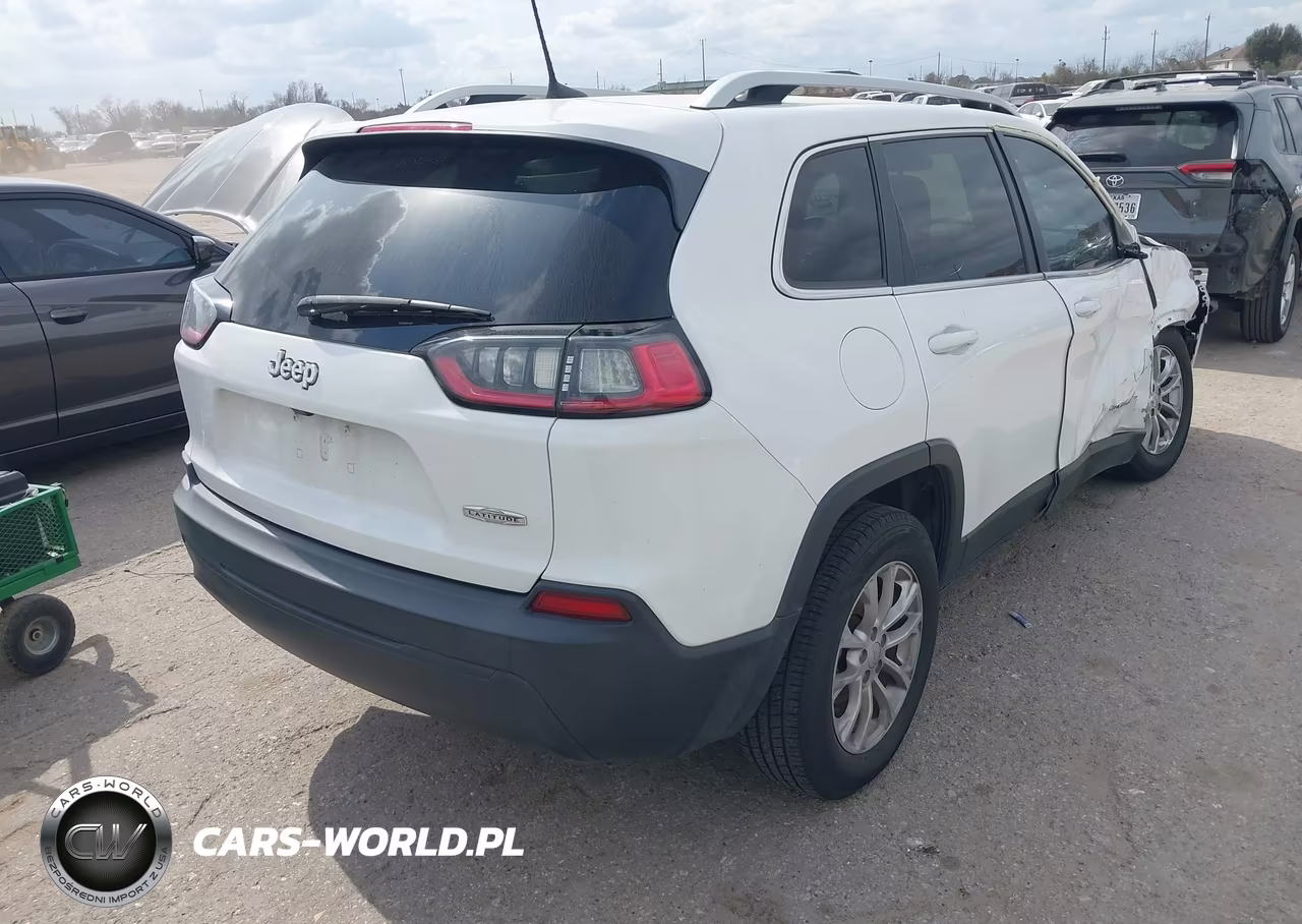 2019 Jeep Cherokee Latitude Fwd VIN:1C4PJLCB3KD221601 - 4