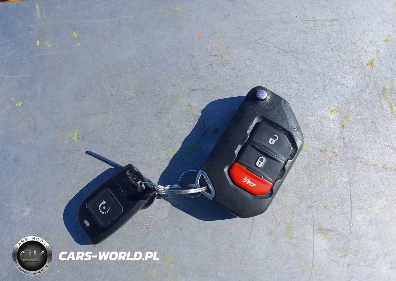 2018 Jeep Wrangler Unlimited Sport S 4X4 VIN:1C4HJXDN7JW203996 - 11