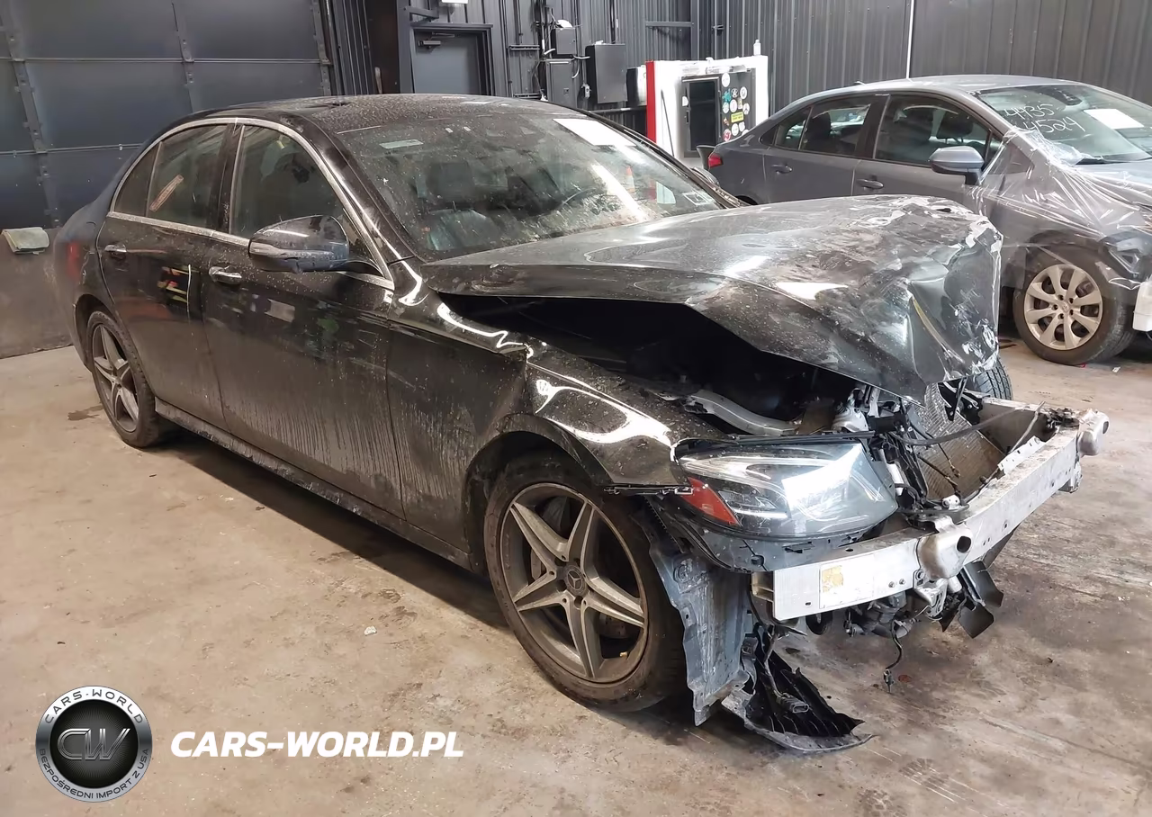 2018 Mercedes-Benz E 300 4Matic