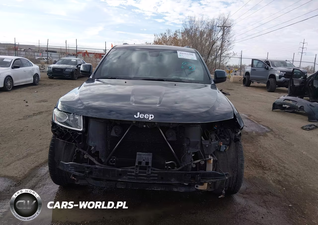 2015 Jeep Grand Cherokee Laredo VIN:1C4RJFAG5FC638495 - 13