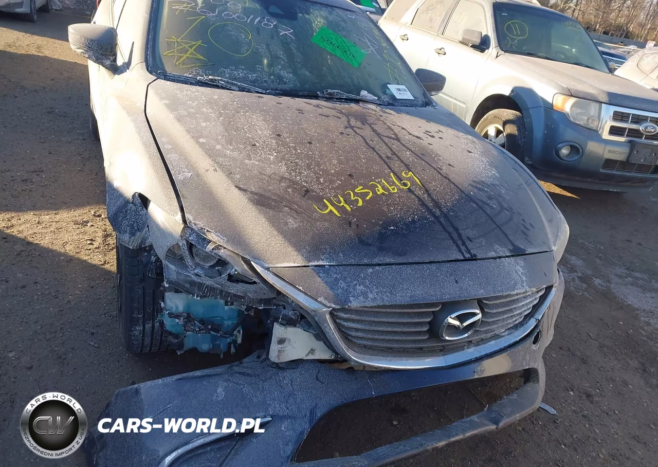 2017 Mazda Mazda6 Touring VIN:JM1GL1V59H1107814 - 11