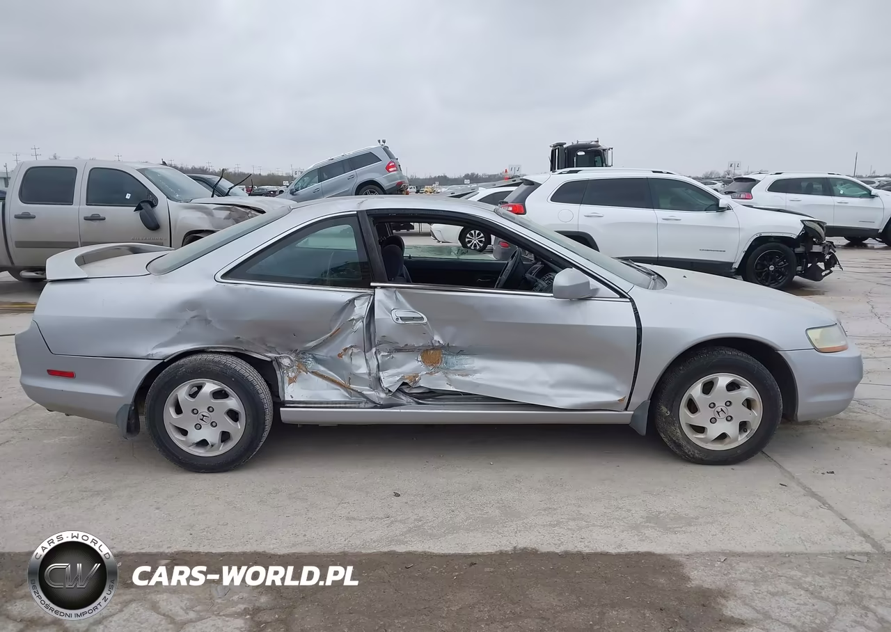 2000 Honda Accord 2.3 Ex VIN:1HGCG3160YA010144 - 13