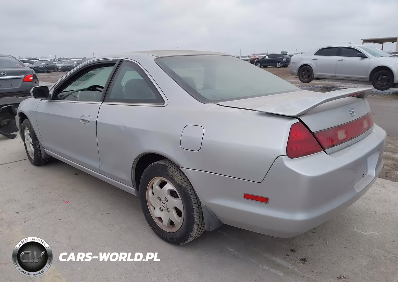 2000 Honda Accord 2.3 Ex VIN:1HGCG3160YA010144 - 3