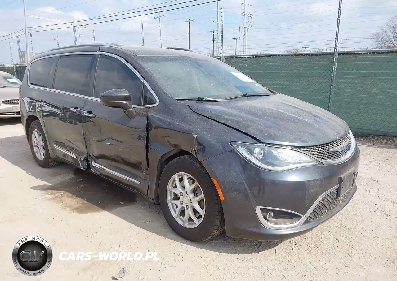 2020 Chrysler Pacifica Touring L