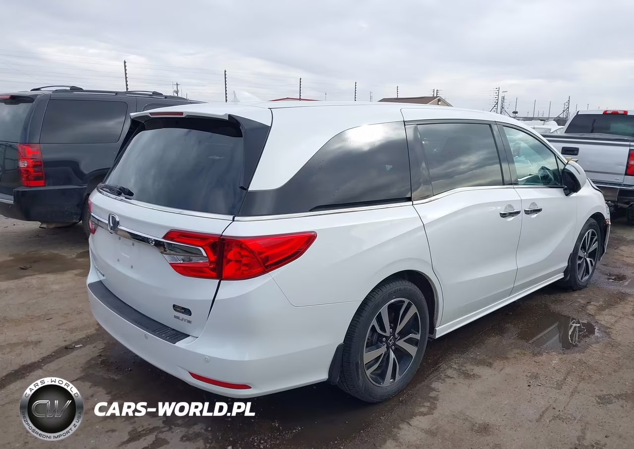 2020 Honda Odyssey Elite VIN:5FNRL6H96LB069981 - 4