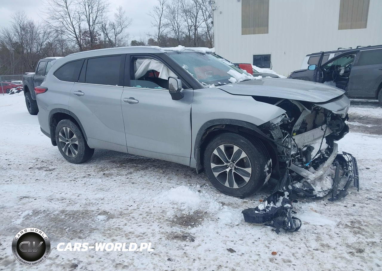 2021 Toyota Highlander Xle