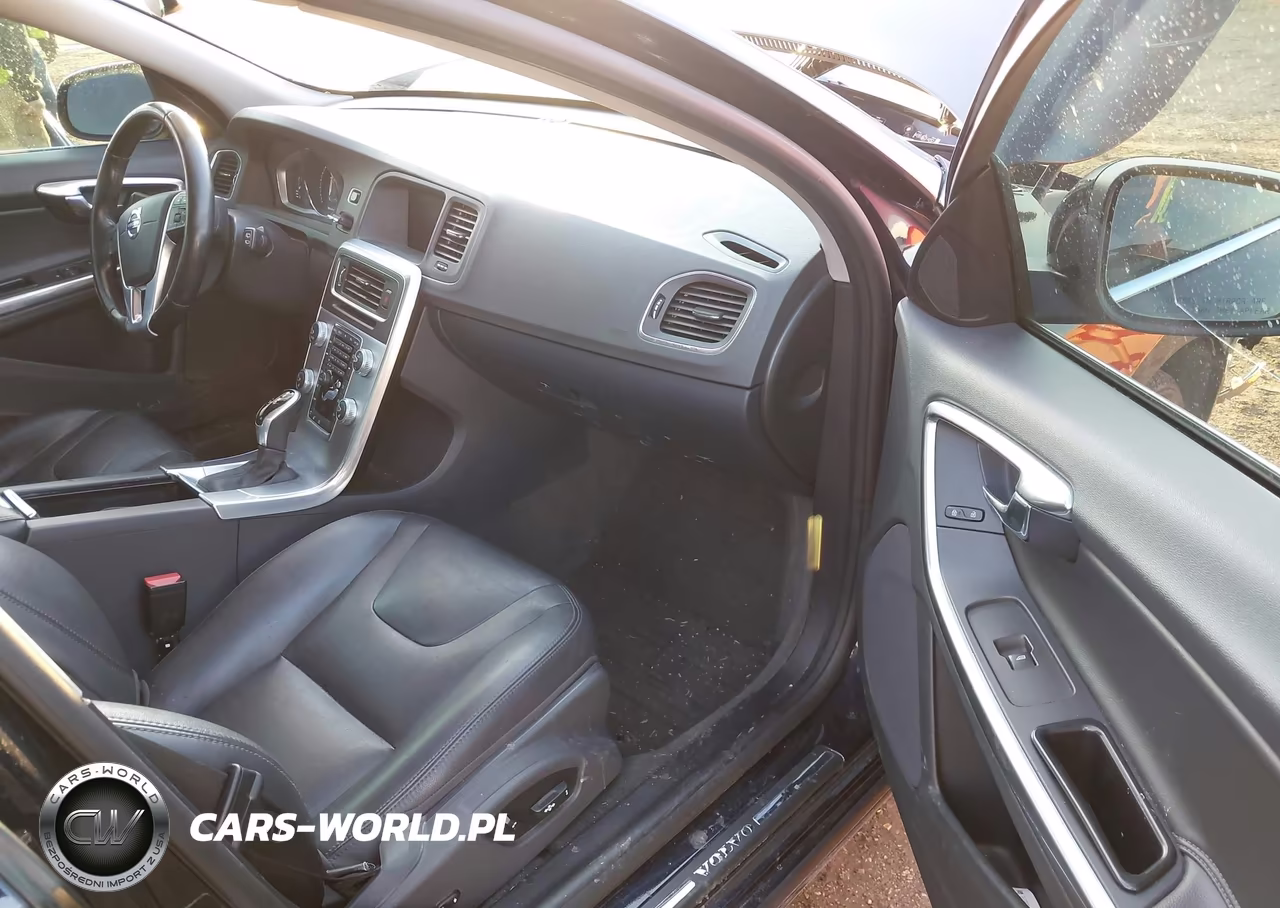 2017 Volvo V60 T5 Premier VIN:YV140MSK1H1359087 - 5