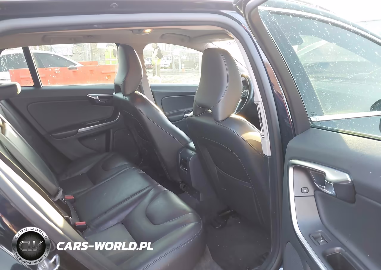2017 Volvo V60 T5 Premier VIN:YV140MSK1H1359087 - 8