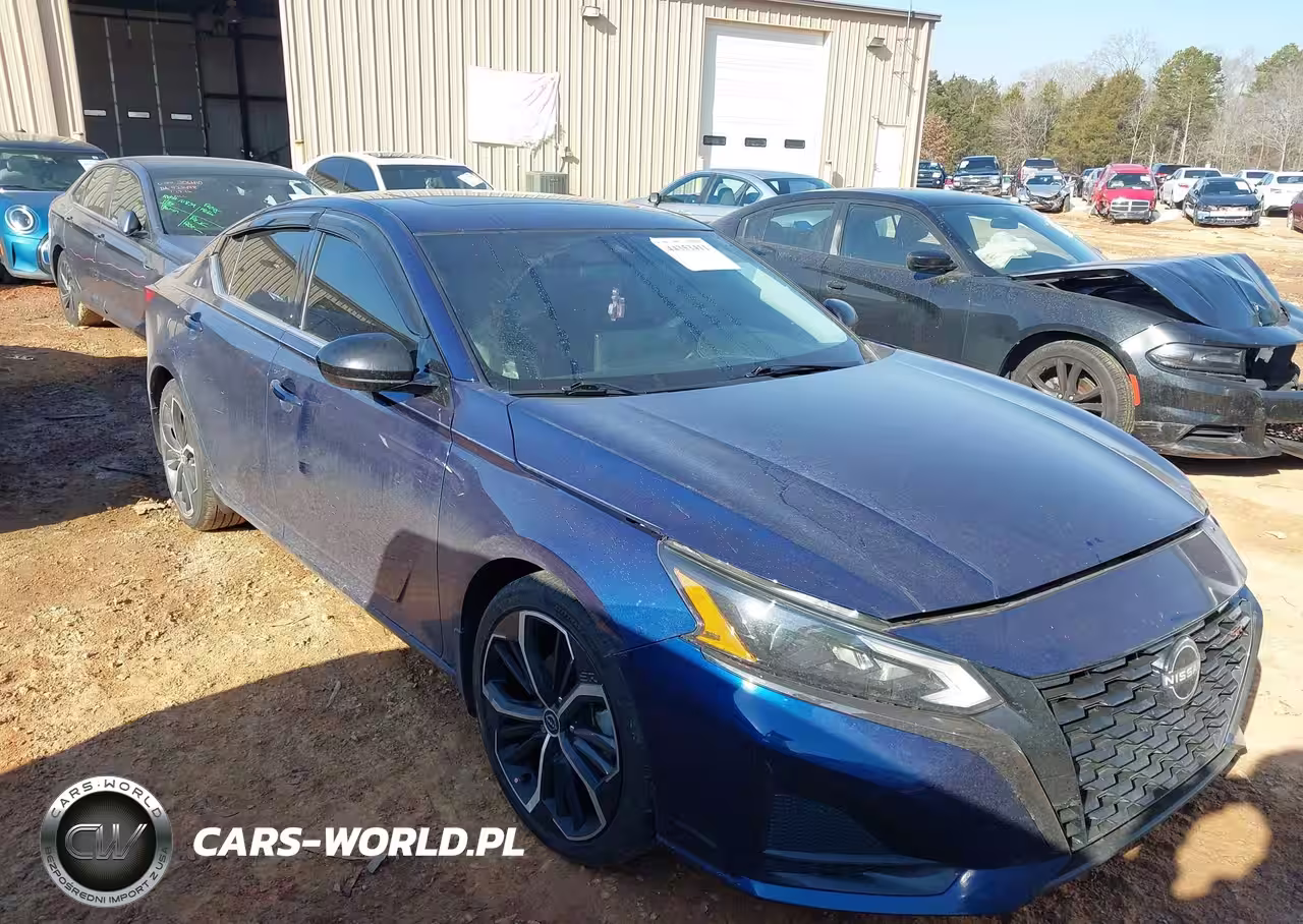 2023 Nissan Altima Sr Fwd