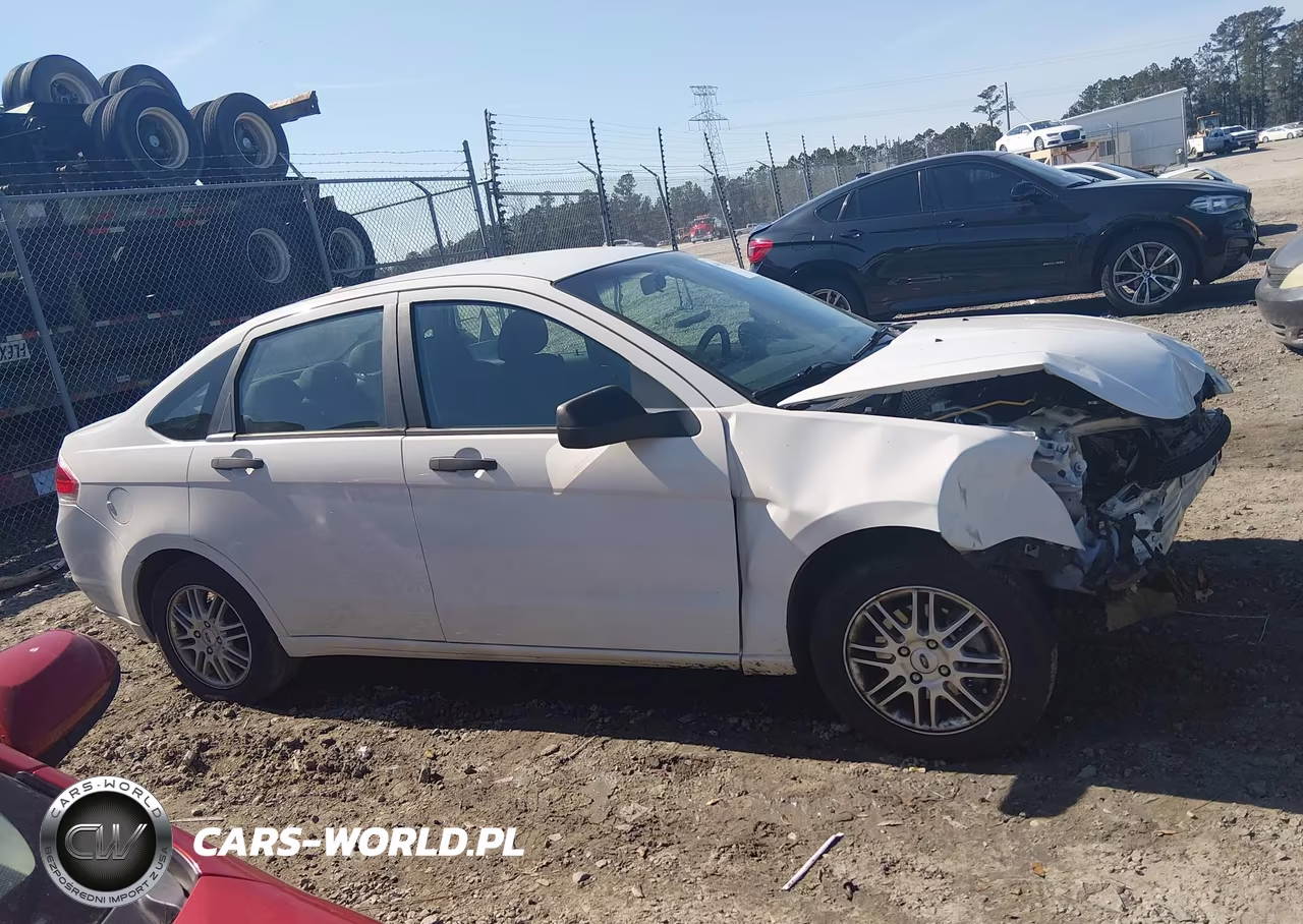 2009 Ford Focus Se VIN:1FAHP35N29W141480 - 13