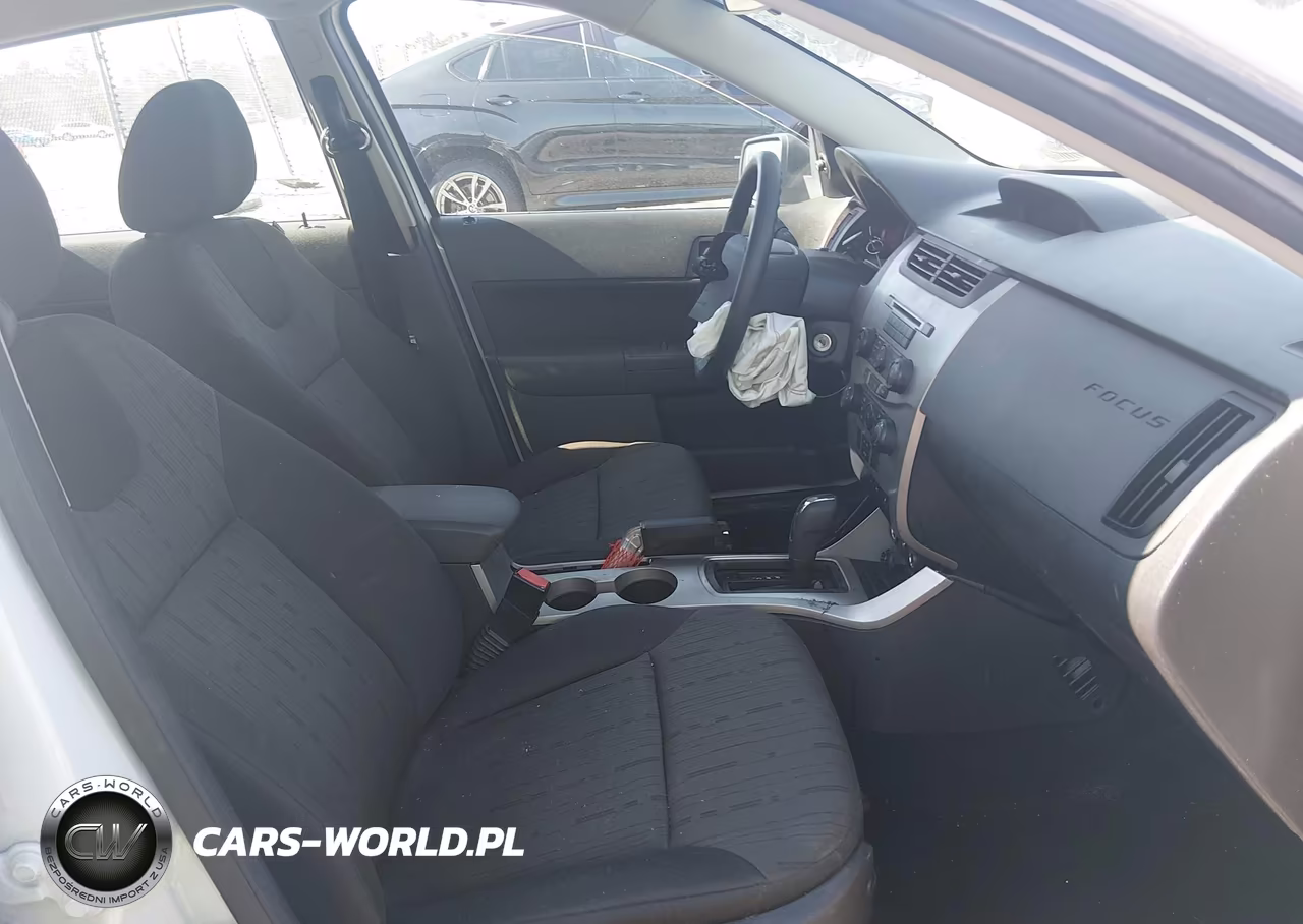 2009 Ford Focus Se VIN:1FAHP35N29W141480 - 5