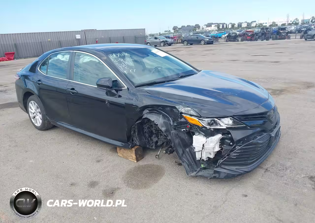 2020 Toyota Camry Le