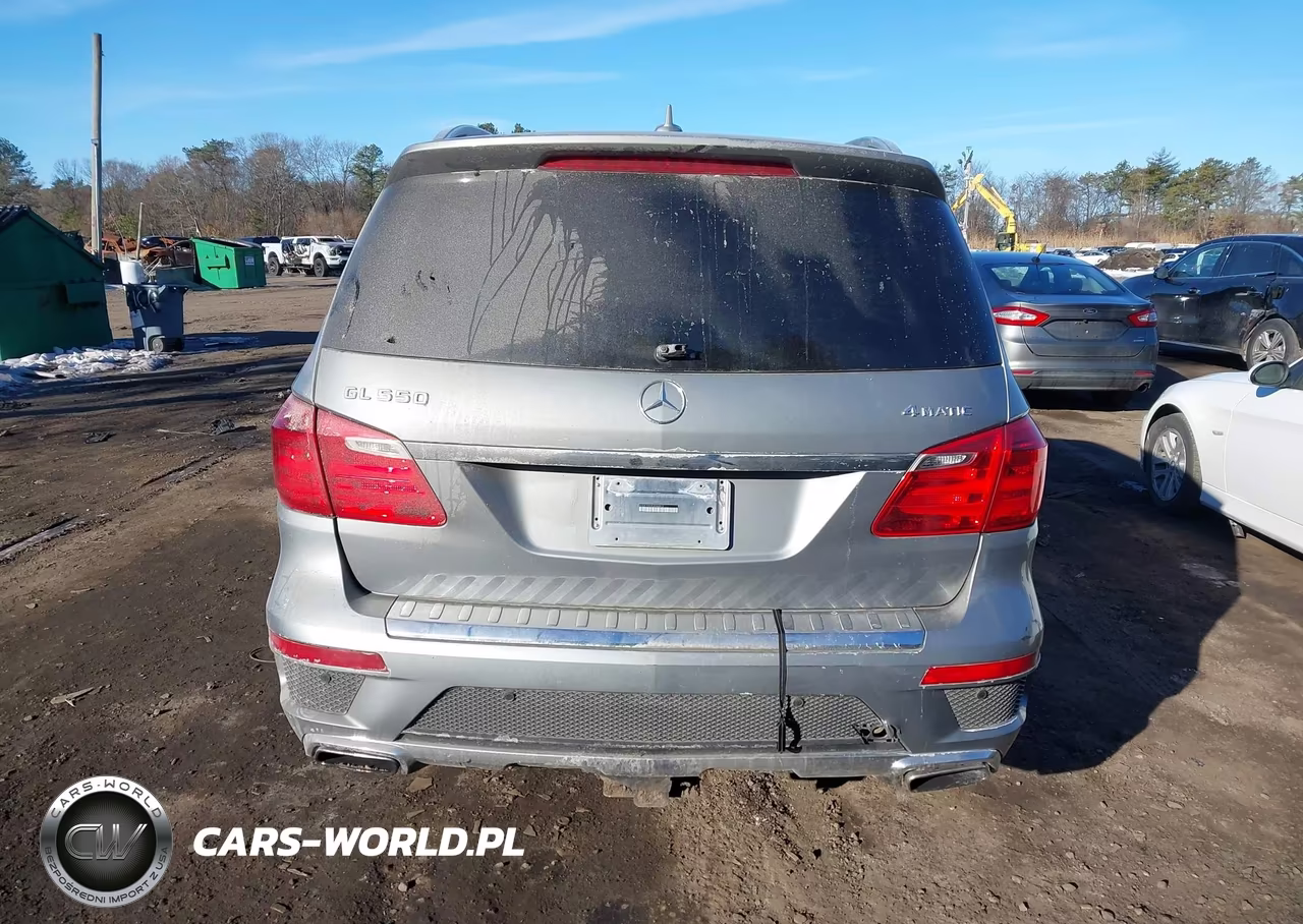 2015 Mercedes-Benz Gl 550 4Matic VIN:4JGDF7DE0FA564812 - 16
