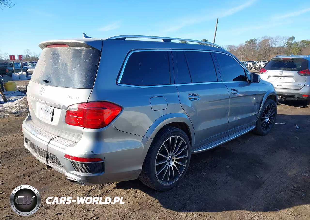 2015 Mercedes-Benz Gl 550 4Matic VIN:4JGDF7DE0FA564812 - 4