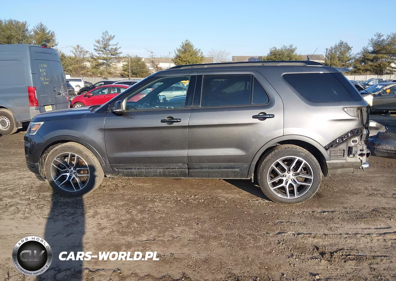 2019 Ford Explorer Sport VIN:1FM5K8GT4KGA82223 - 15