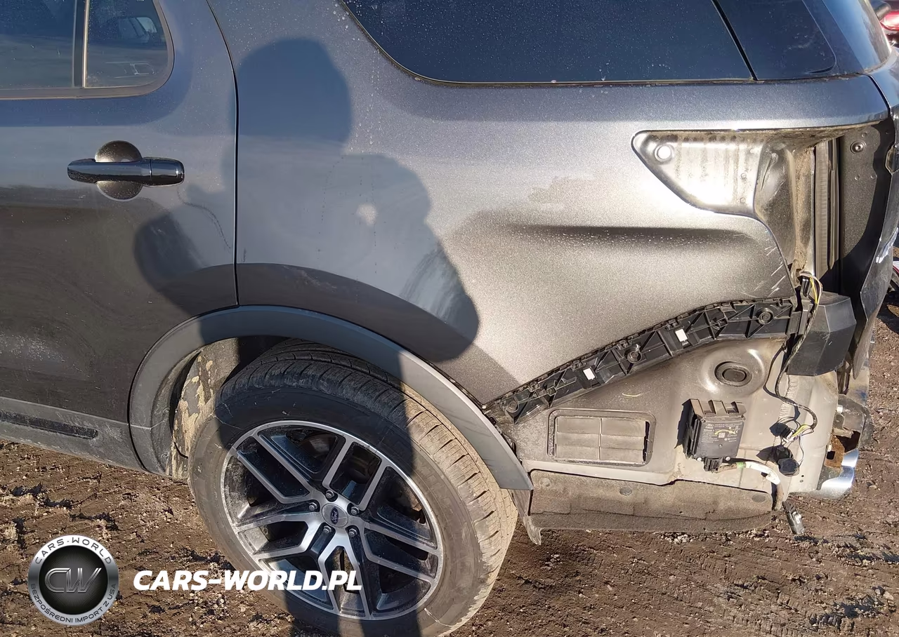 2019 Ford Explorer Sport VIN:1FM5K8GT4KGA82223 - 21