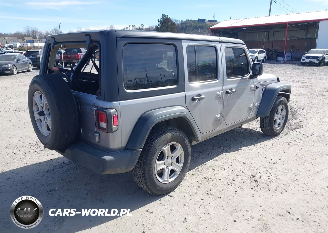 2020 Jeep Wrangler Unlimited Sport S 4X4 VIN:1C4HJXDN6LW272357 - 4