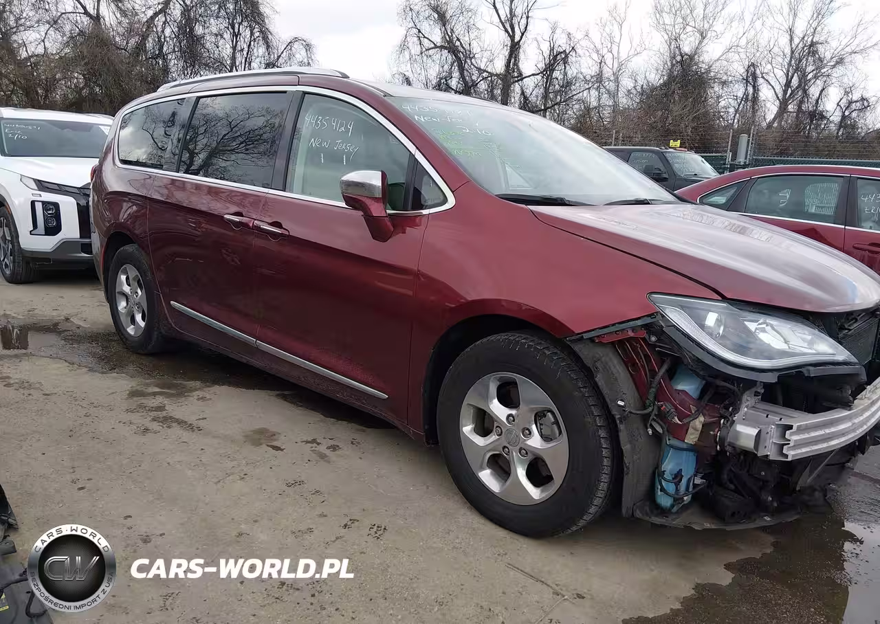 2018 Chrysler Pacifica Hybrid Limited