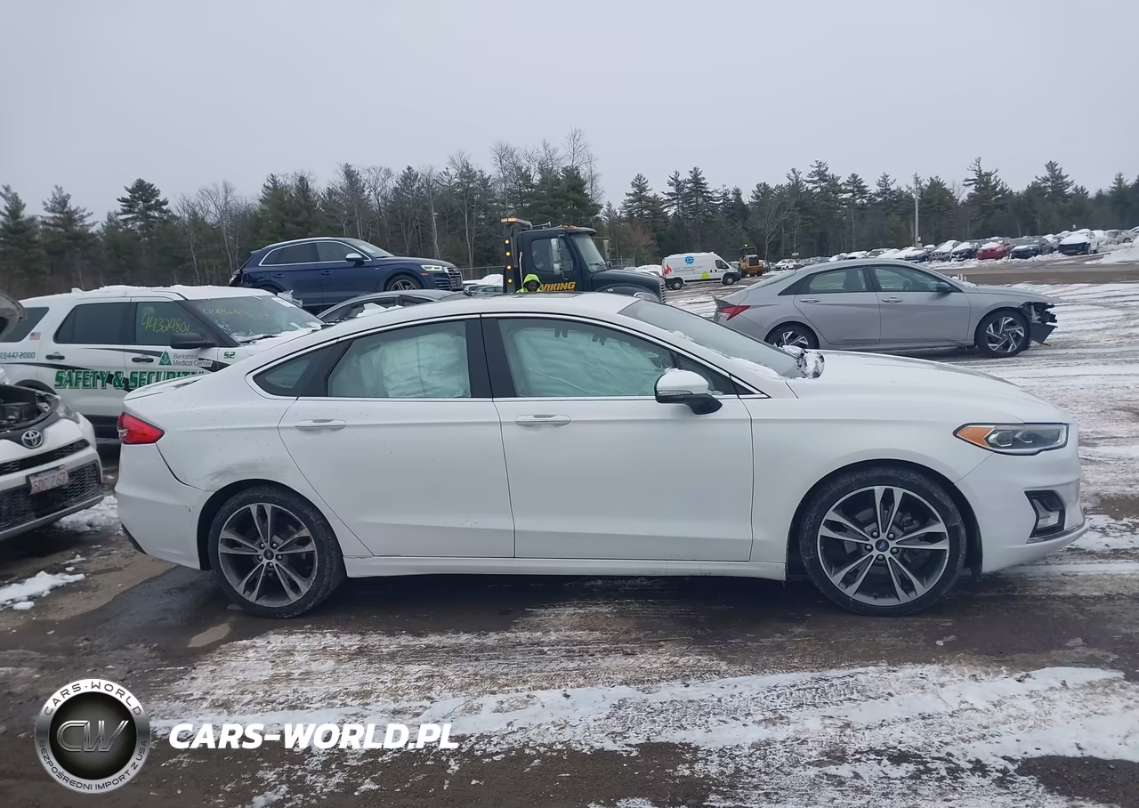 2020 Ford Fusion Titanium VIN:3FA6P0D9XLR115715 - 13