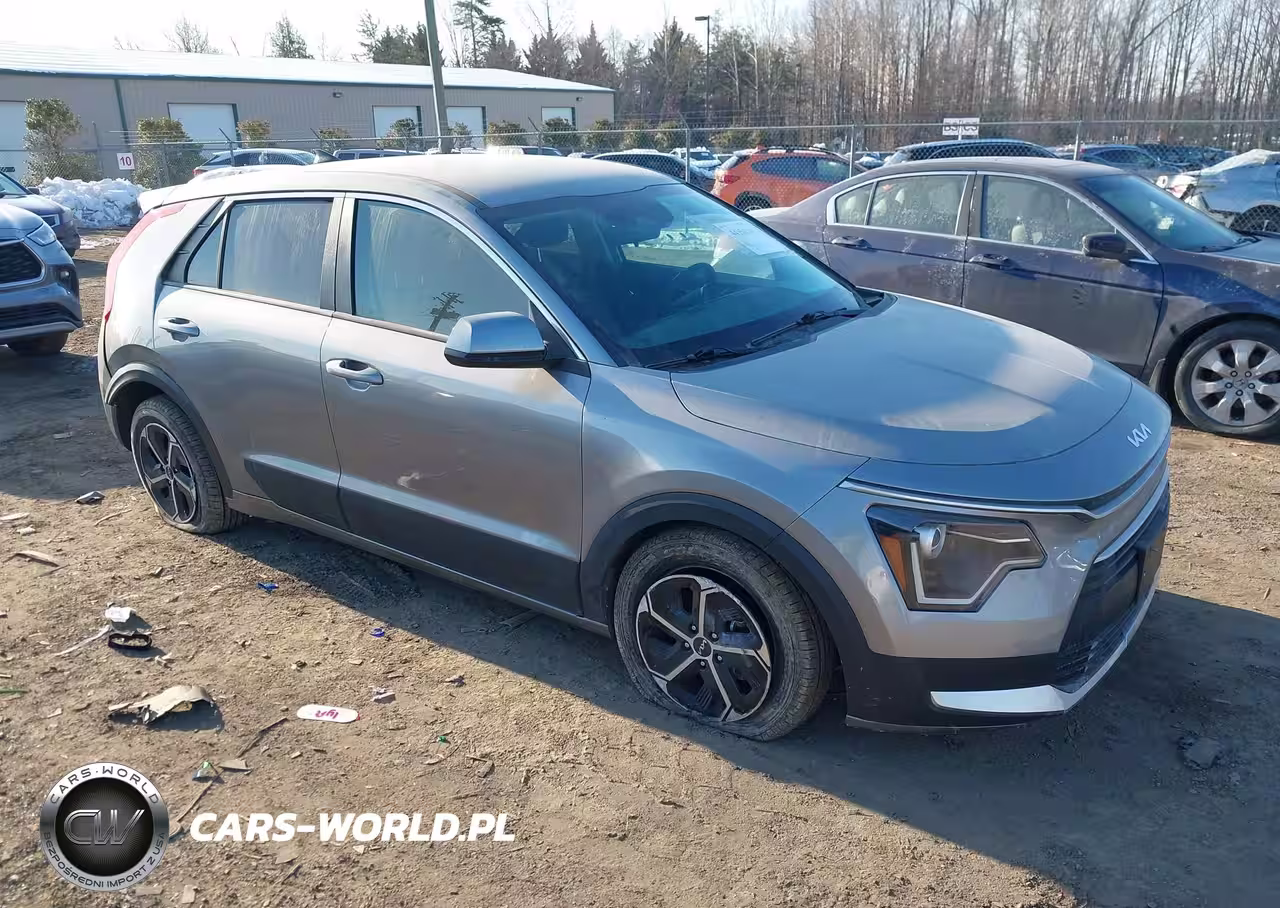 2023 Kia Niro Lx