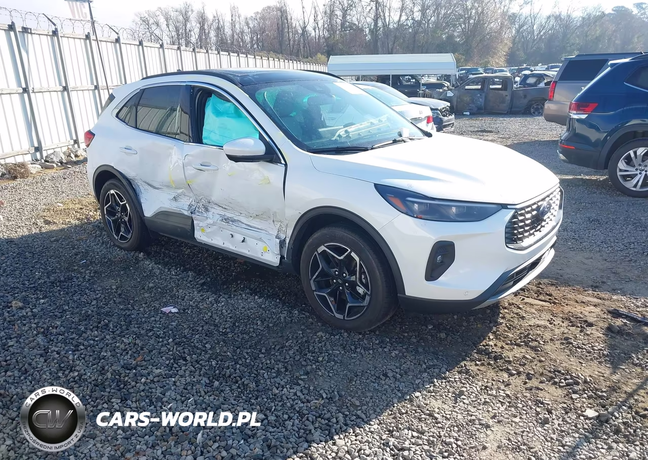 2025 Ford Escape Platinum