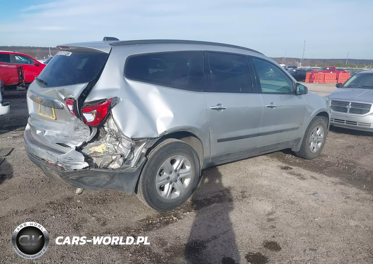 2017 Chevrolet Traverse Ls VIN:1GNKRFKD9HJ266096 - 4